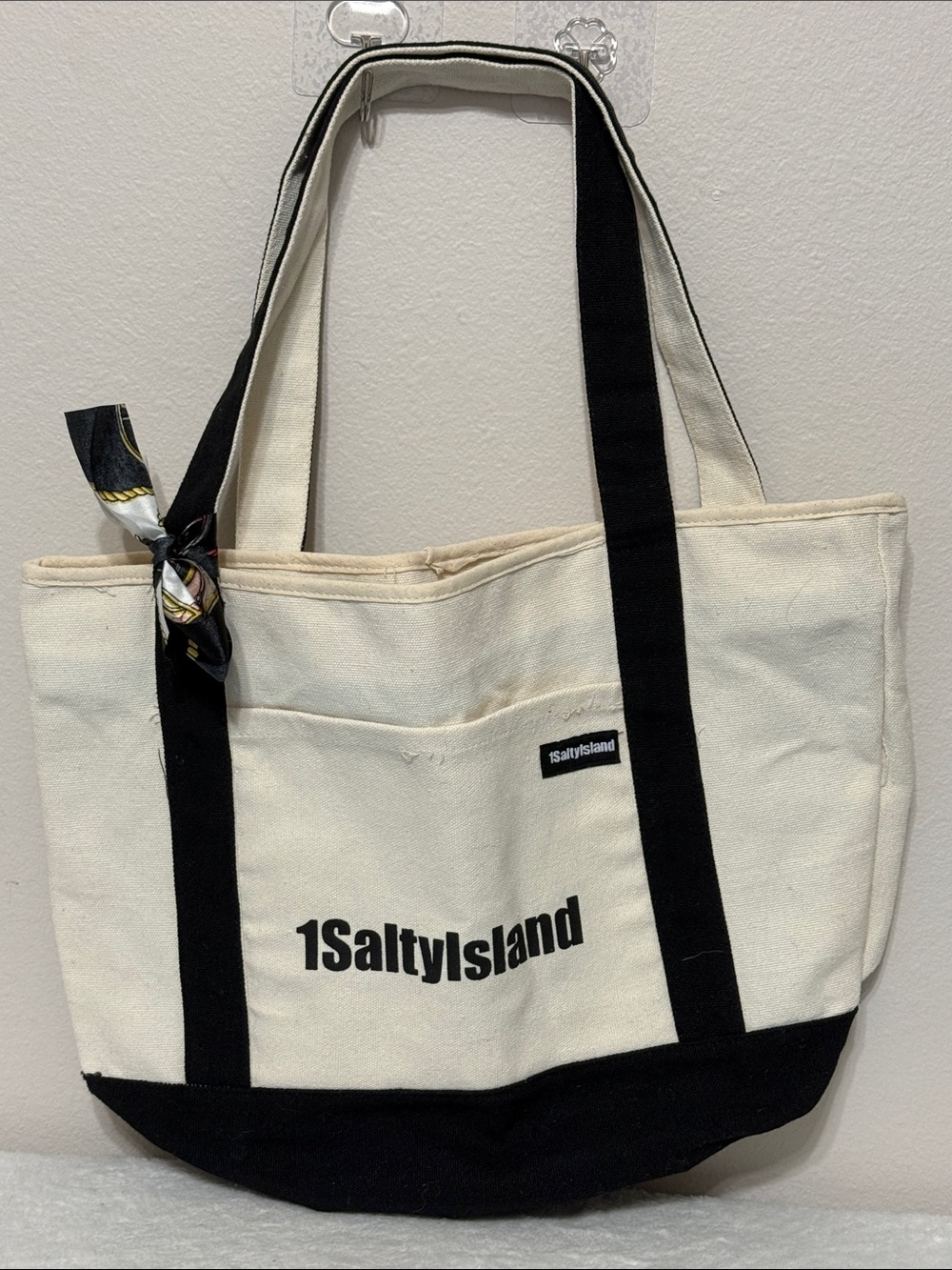 1Saltyisland Black & Cream Canvas Tote Bag